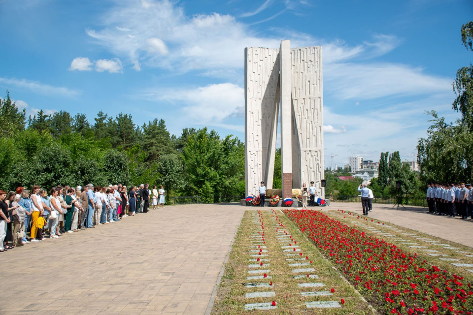 Коллектив ДСК отдал дань памяти жертвам фашизма