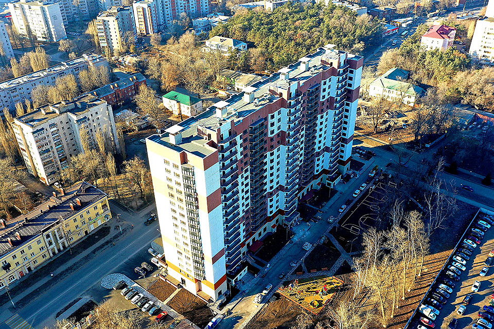 Б. Хмельницкого, 25